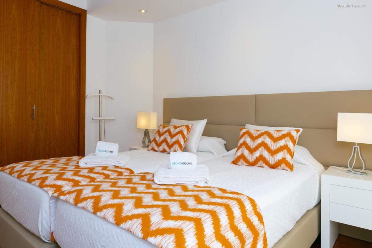 Luzbay Pool Apartments 外观 照片