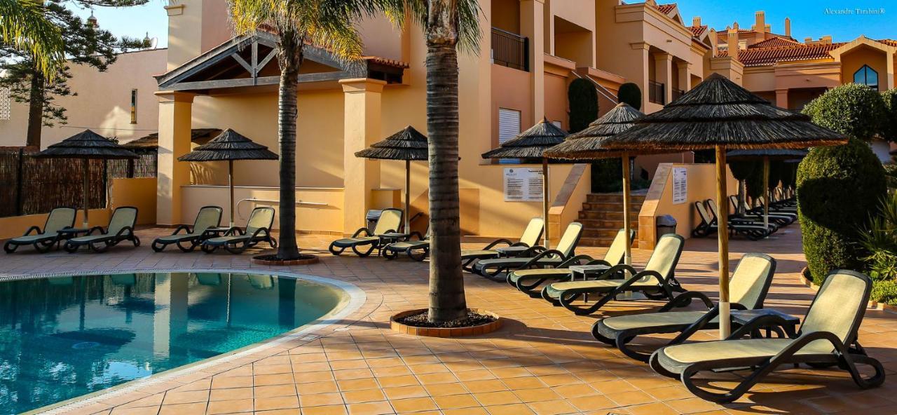 Luzbay Pool Apartments 外观 照片