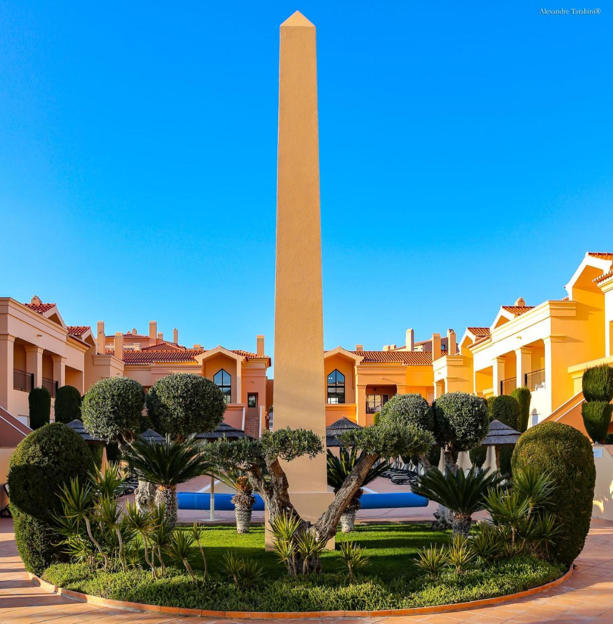 Luzbay Pool Apartments 外观 照片